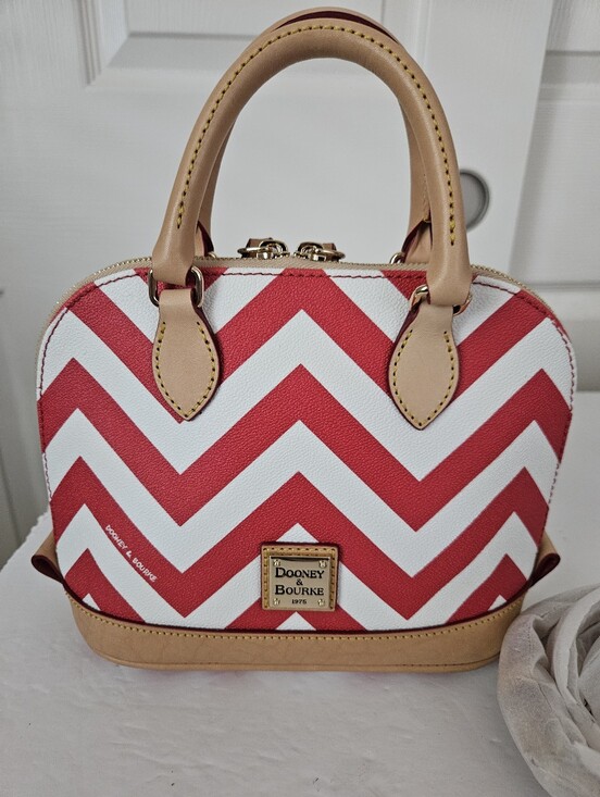 Dooney & Bourke Handbags - Dooney & Bourke NWT Satchel Crossbody Bag